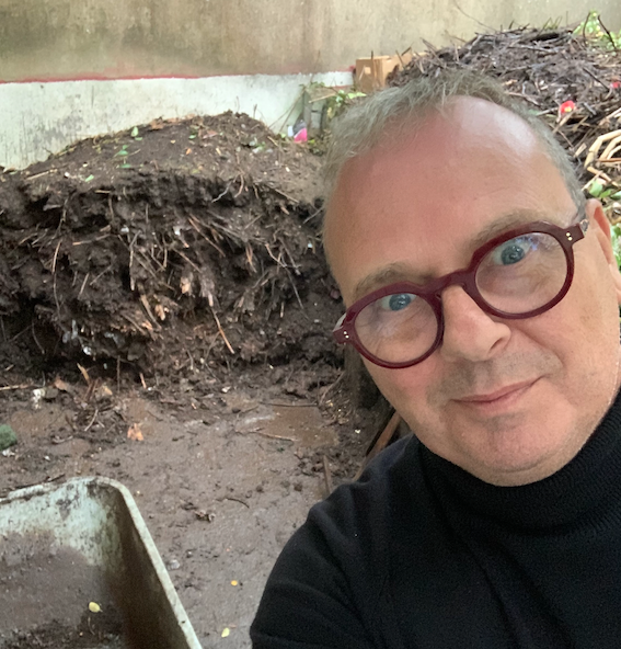 Composting and growing flowers again