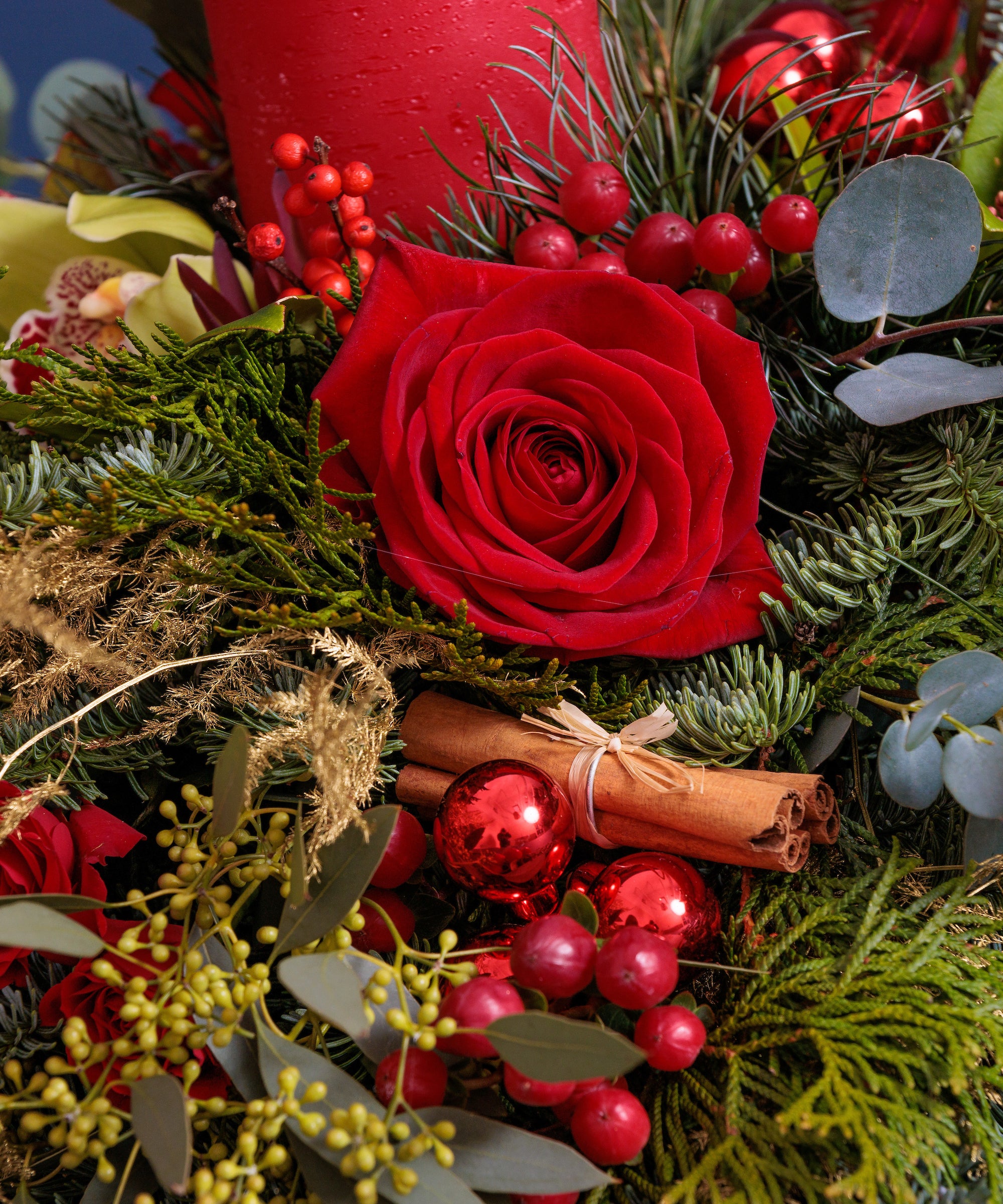 Christmas Dinner Table Arrangement with Red Candle